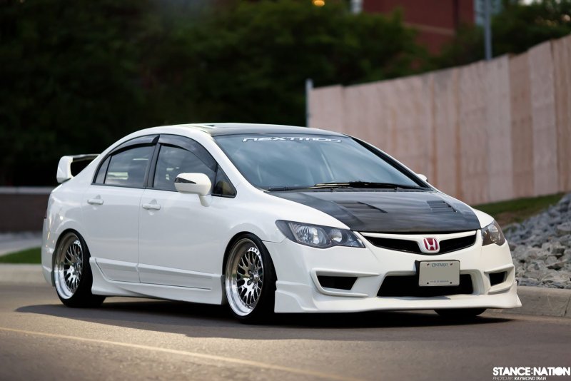 Honda Civic 8 Type r 4d