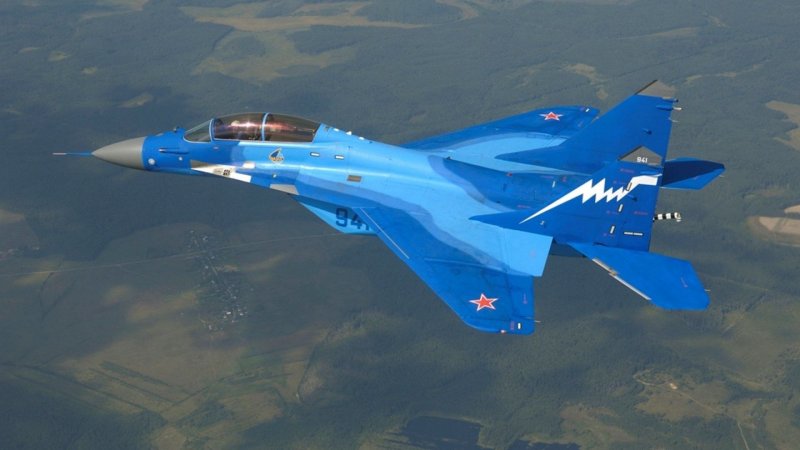 Истребитель Су-27