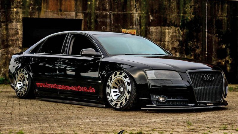 Audi s8 stance
