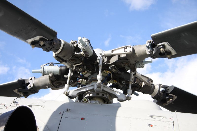 Uh-60 main Rotor