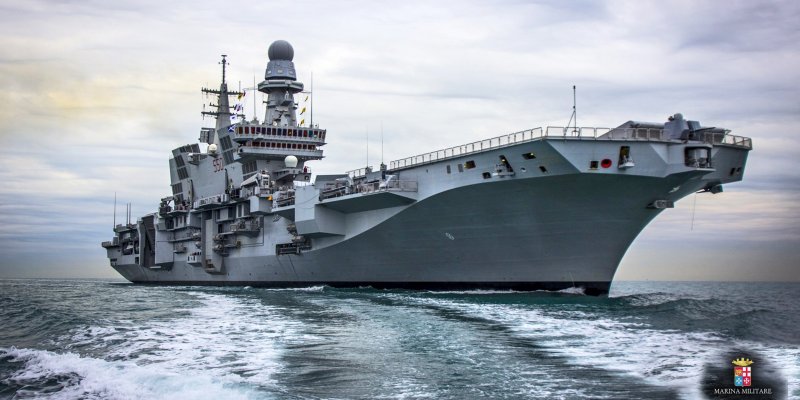 Кавур авианосец ВМС Италии
