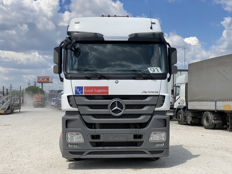 Mercedes Actros 1844