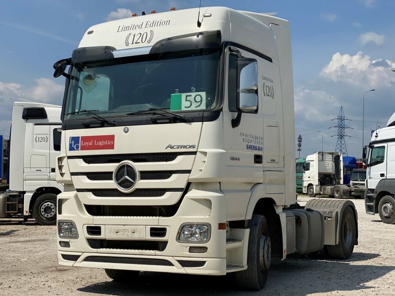 Mercedes Benz Actros 1844