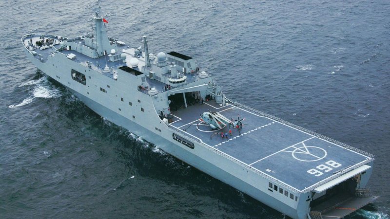 Вертолетоносец l 12 Ocean.