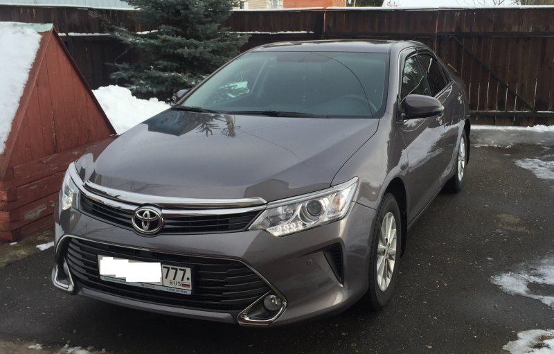 Тойота Камри 55 серая
