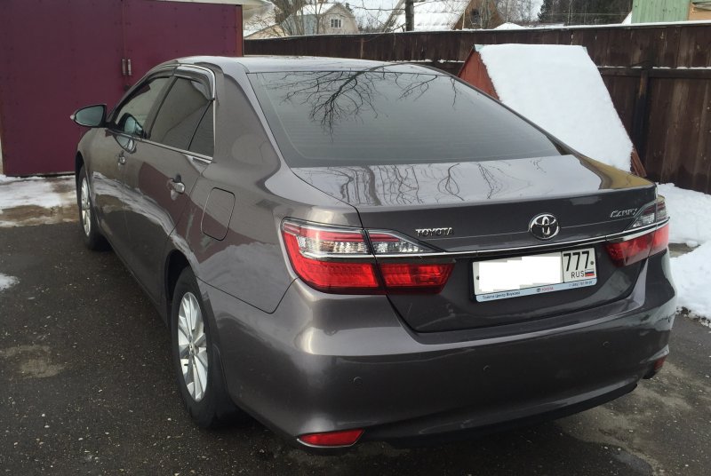 Тойота Камри 40 серая