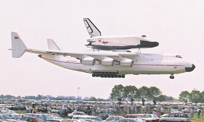 АН-124 Буран