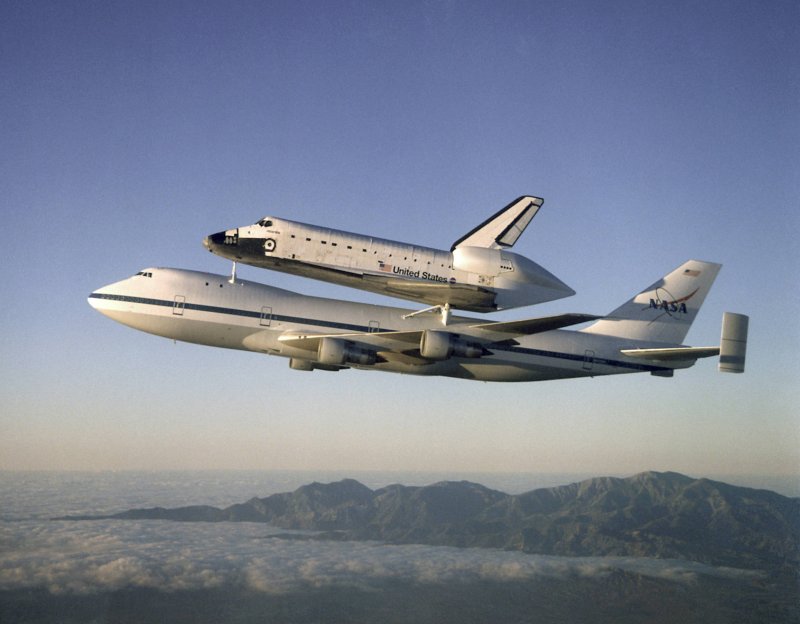 Космический шаттл Боинг 747