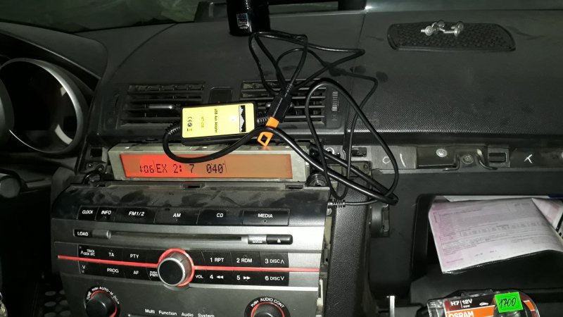 Mazda 3 BK магнитола с aux