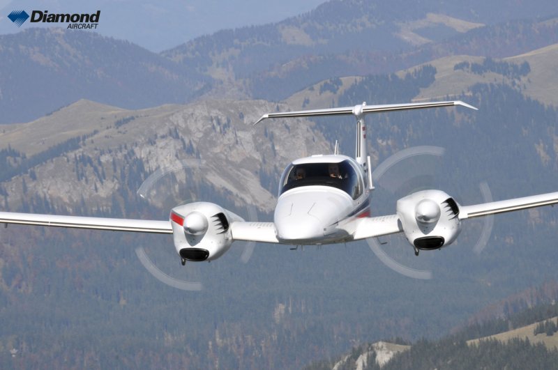 Diamond aircraft da42