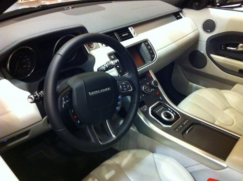 Range Rover Evoque салон