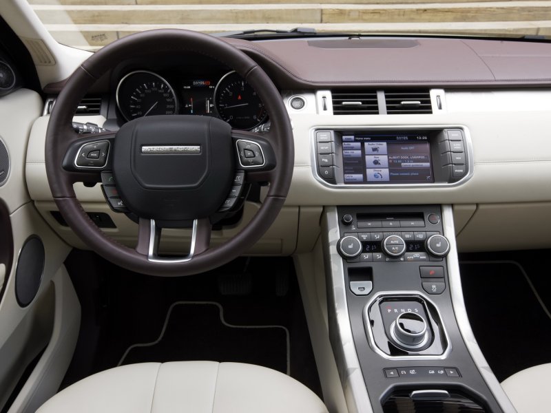 Land Rover range Rover Evoque, 2012 салон