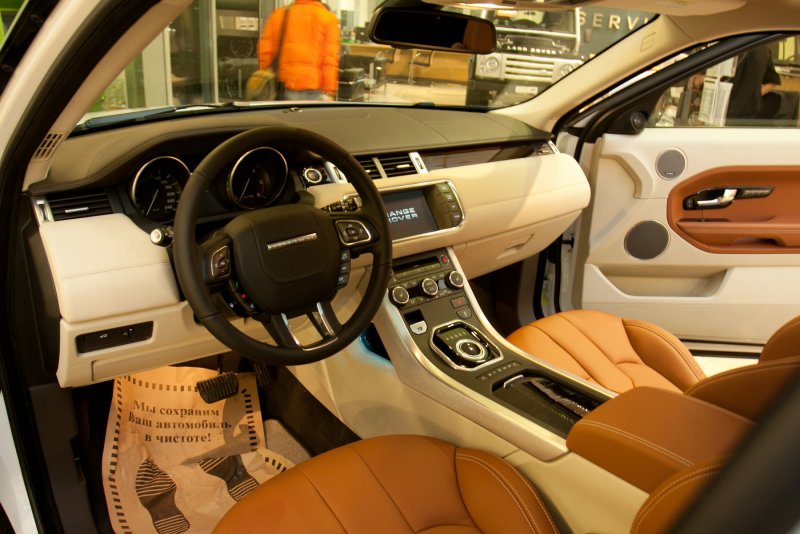 Range Rover Evoque салон