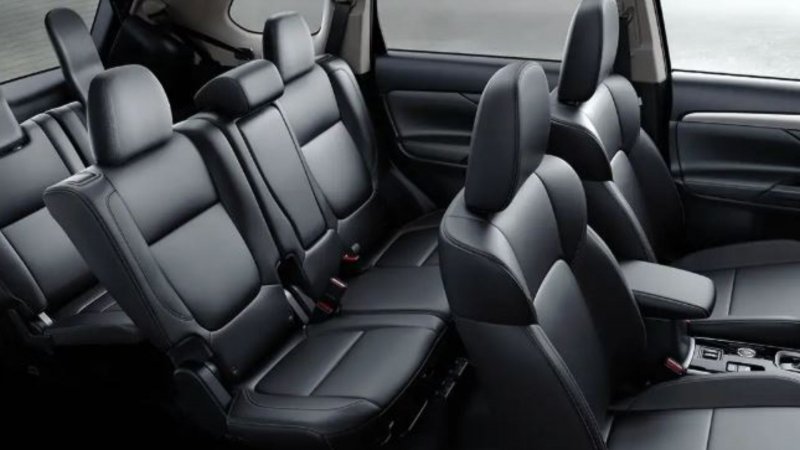 Mitsubishi Outlander 7ми местный 2021