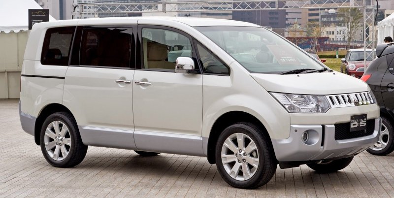 Mitsubishi Delica d5 2014