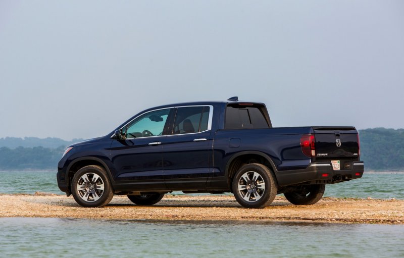 Пикап Honda Ridgeline 2020