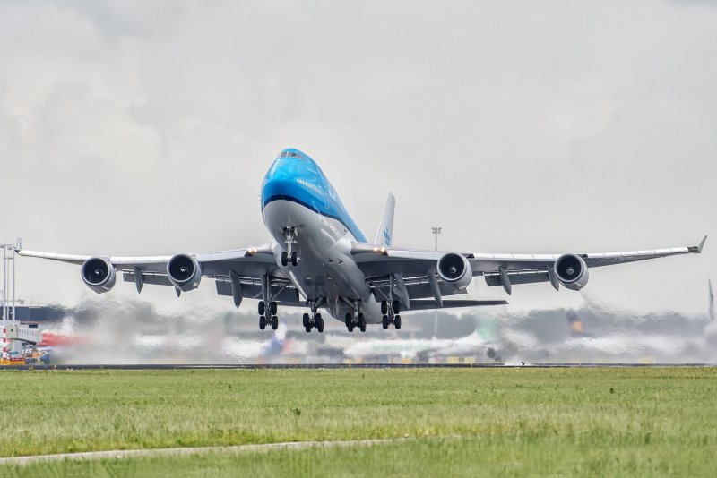 Боинг 747 Люфтганза