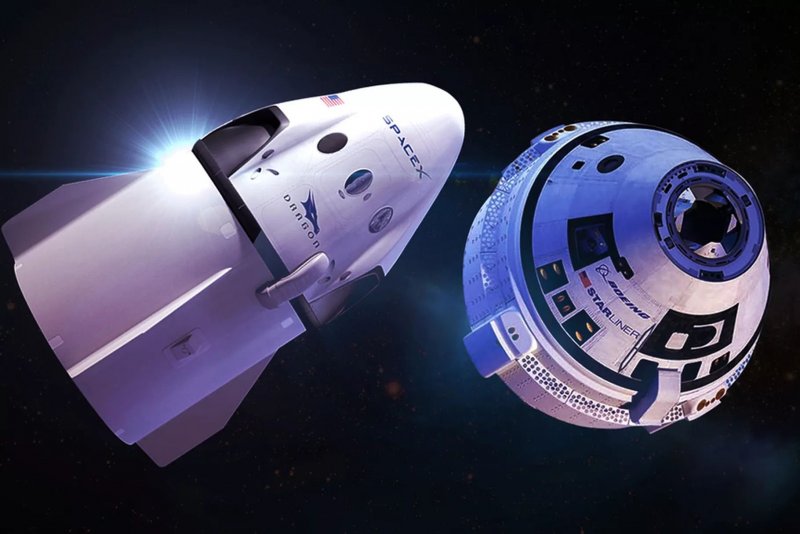 Корабль Dragon SPACEX