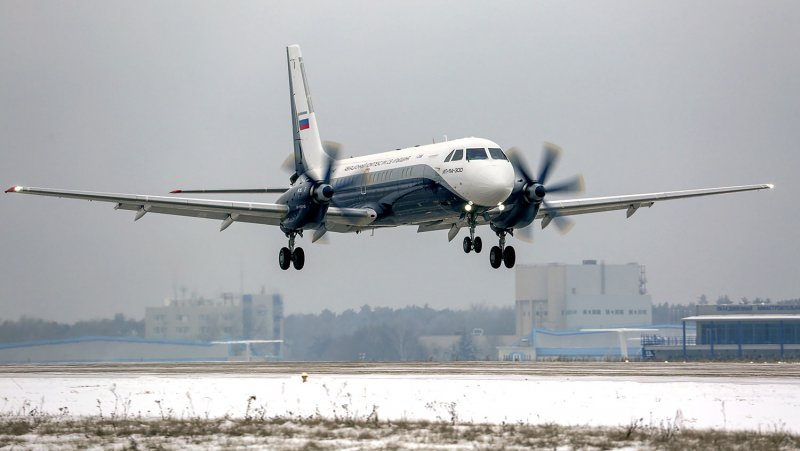 Турбовинтовой самолет ил-114