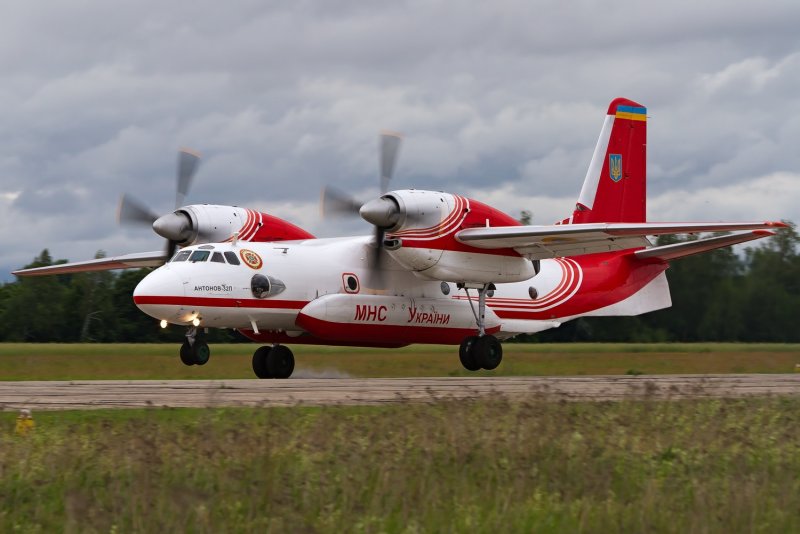 АН-32 Тирасполь
