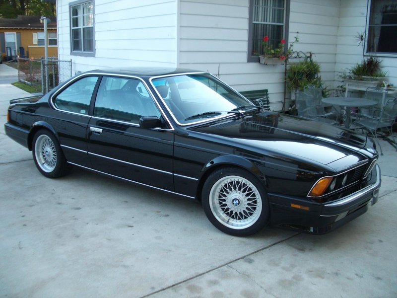 BMW 7 e24
