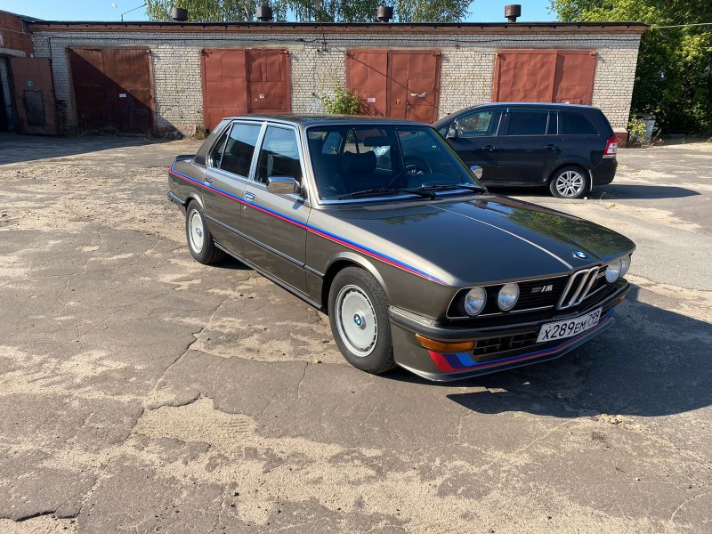 BMW 728 e23 1977