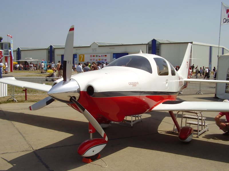 Самолёт Цессна 350