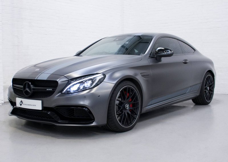Mercedes Benz купе AMG CLS 200