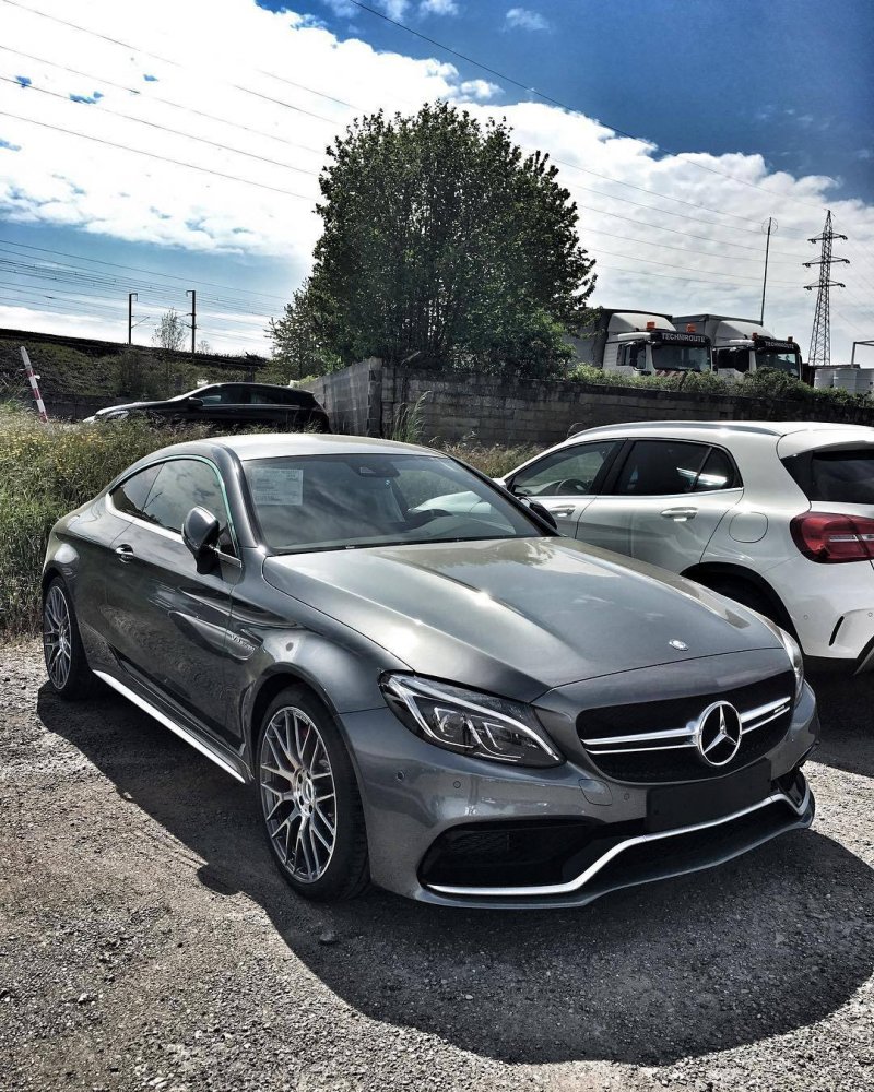 Mercedes s63 AMG Grey
