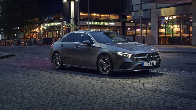 Мерседес AMG седан 2019