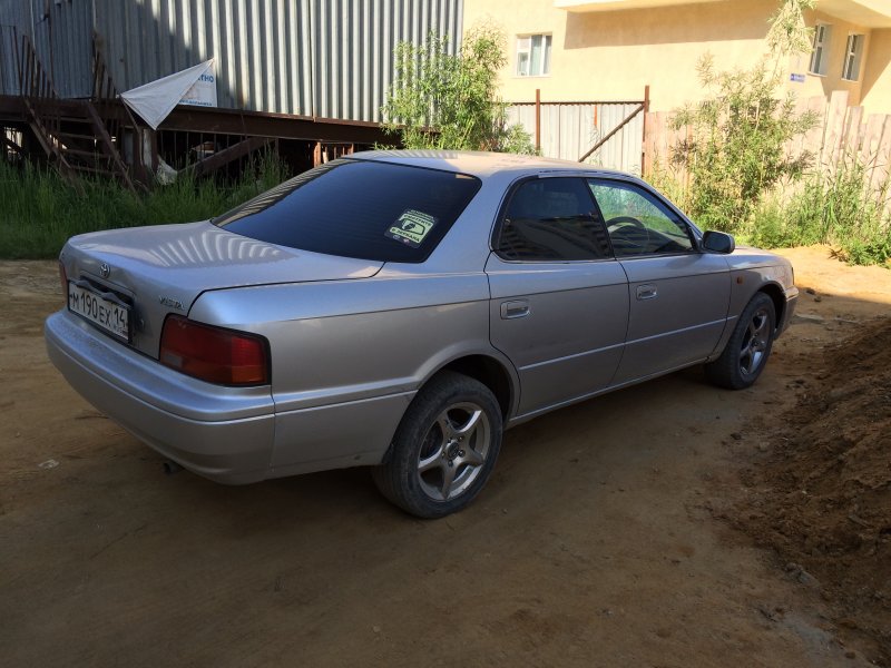 Тойота Виста v40 1996
