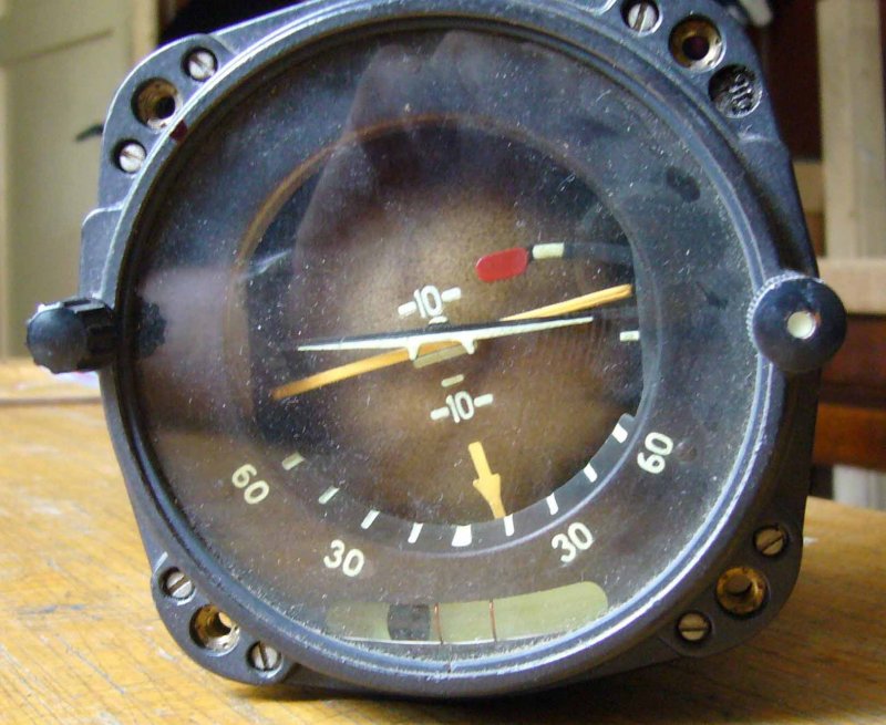 Авиагоризонт пт-70
