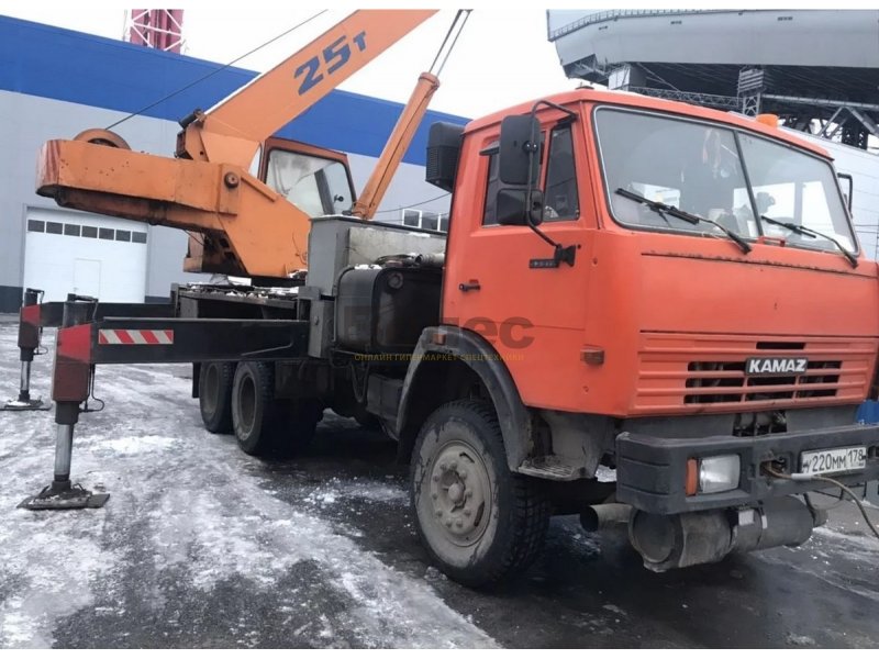 Купить автокран 25 тонн б у на базе КАМАЗА МАЗ В Екатеринбурге