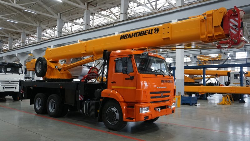 Автокран КС-45717а-1р