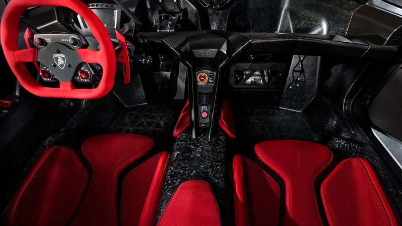 Lamborghini Сесто элементо 2010