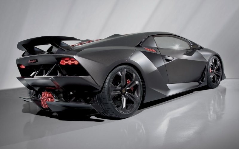 Lamborghini Сесто элементо