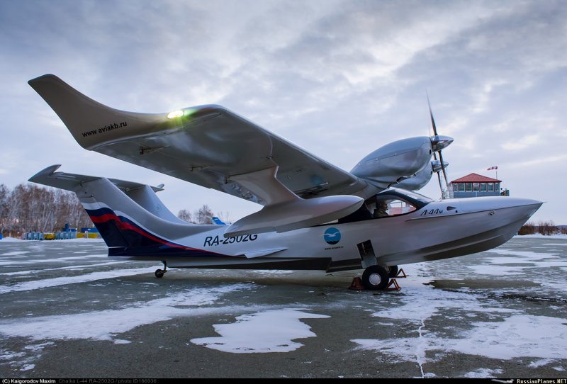 Самолет-амфибия АСК-62 салон