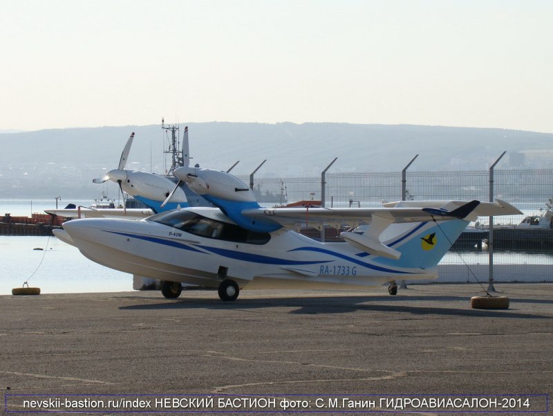Одномоторная л-42