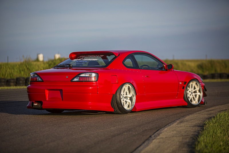 Nissan Сильвия s15