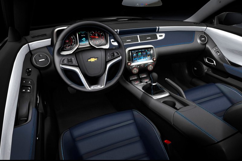 Chevrolet Camaro кабриолет салон
