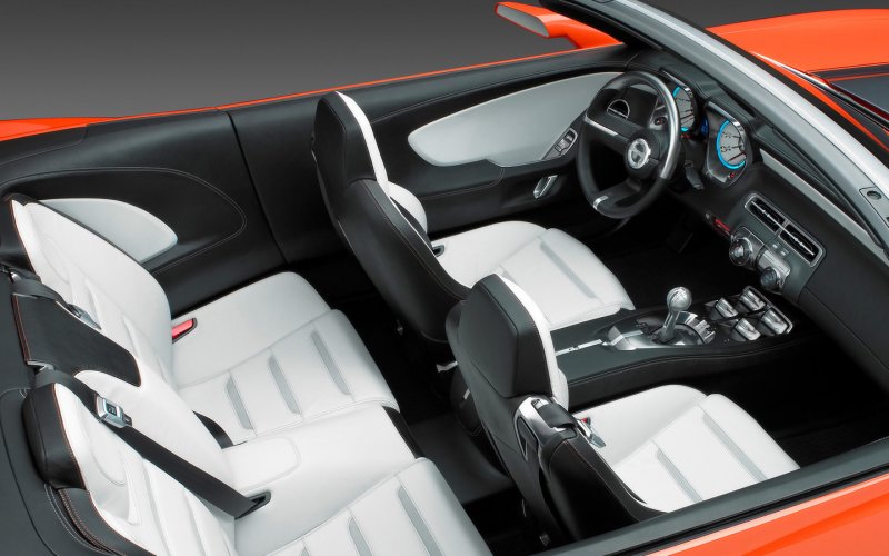 Chevrolet Camaro салон