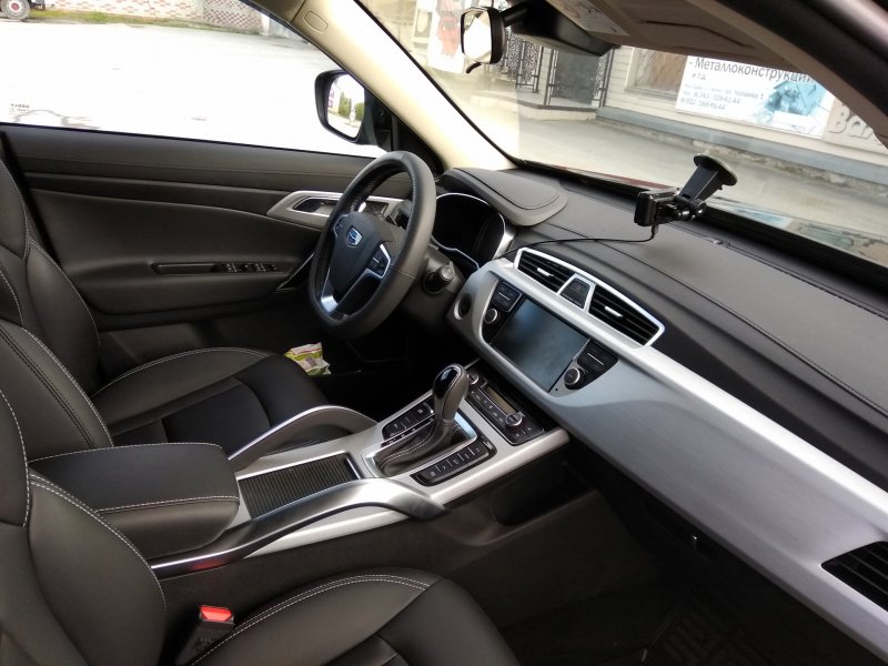 Geely Atlas Interior