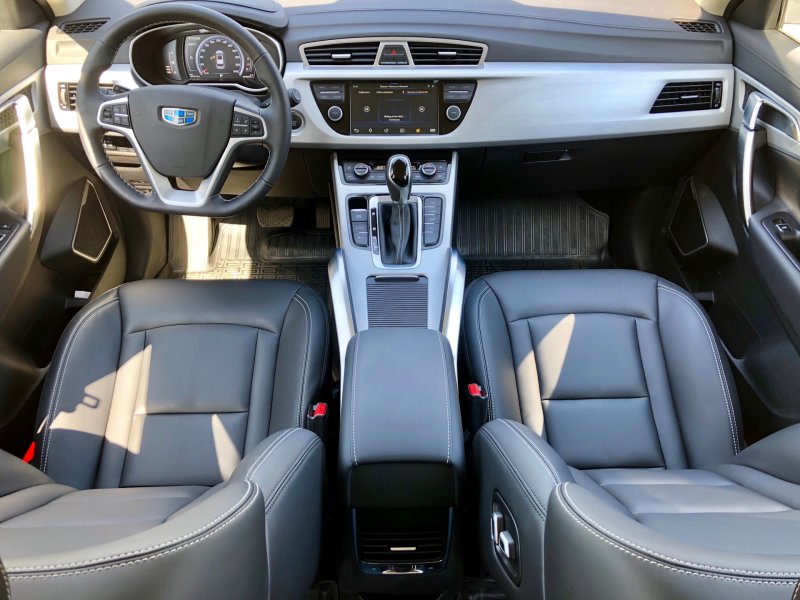 Geely Emgrand Atlas интерьер
