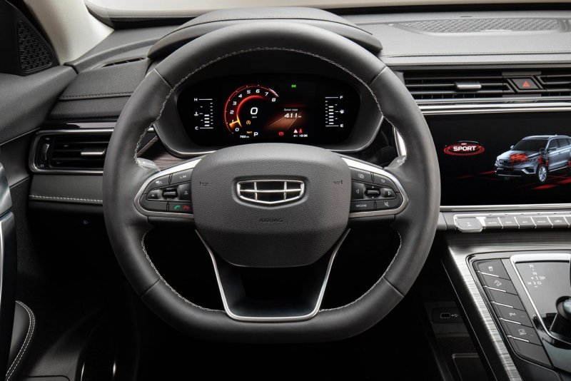 Geely Atlas 2021 интерьер