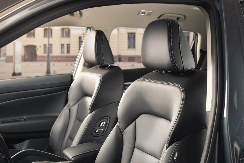 Geely Atlas Pro flagship+ серый