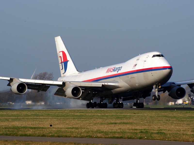 Боинг 747 джамбо