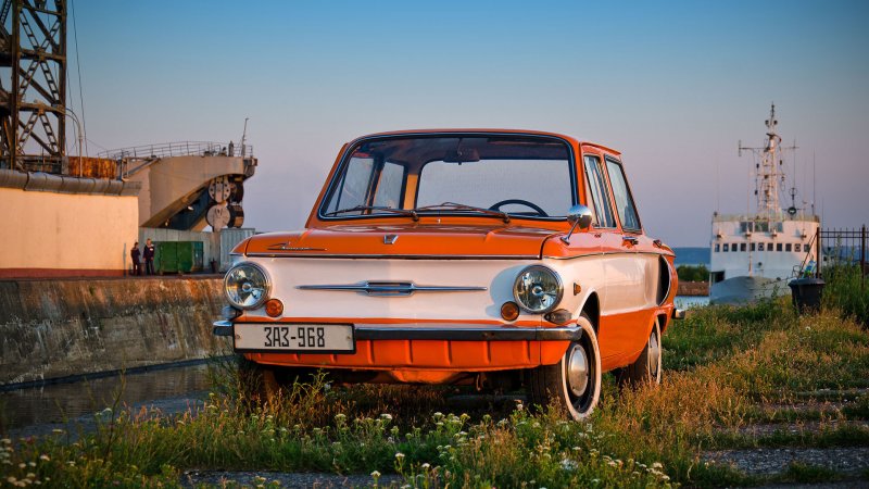 ЗАЗ 968 оранжевый