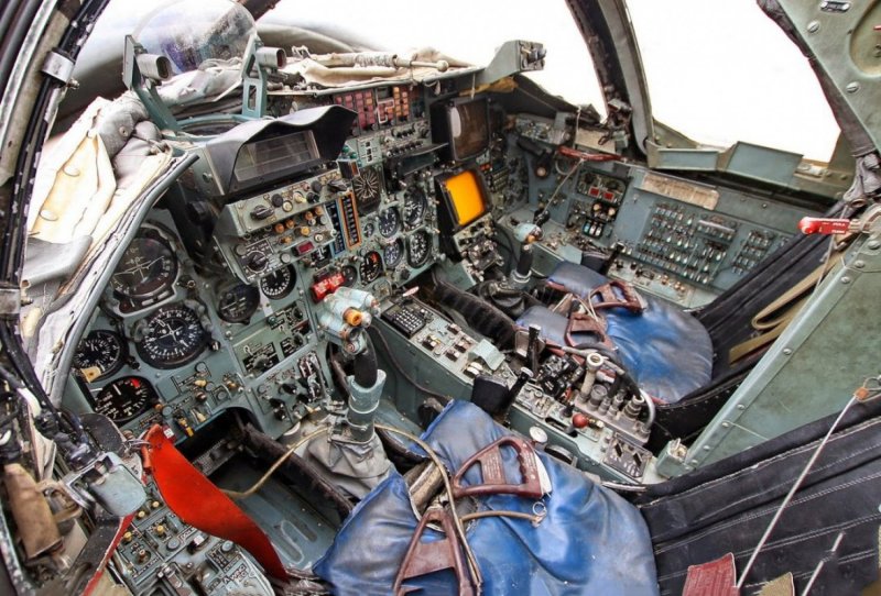 Су-24м2 кабина