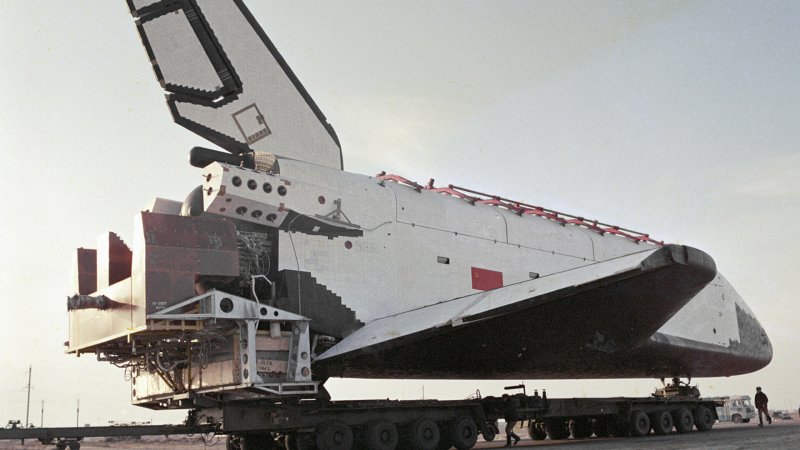 Буран космический корабль 2002