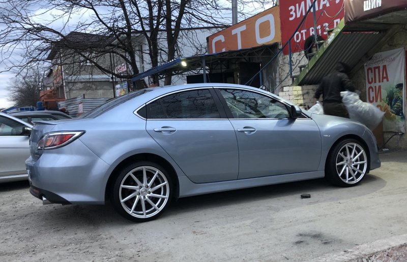 Mazda 6 GH на ВОССЕНАХ